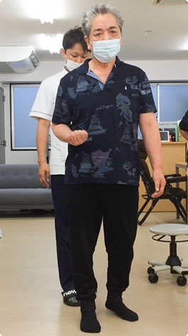 裸足で歩く練習